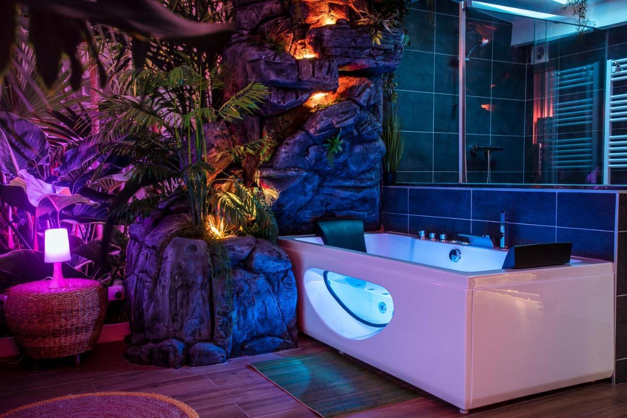 Secret Suite "Jungle" - Jacuzzi Privatif - Gare Rer C - Proche Paris Brétigny-sur-Orge Dış mekan fotoğraf